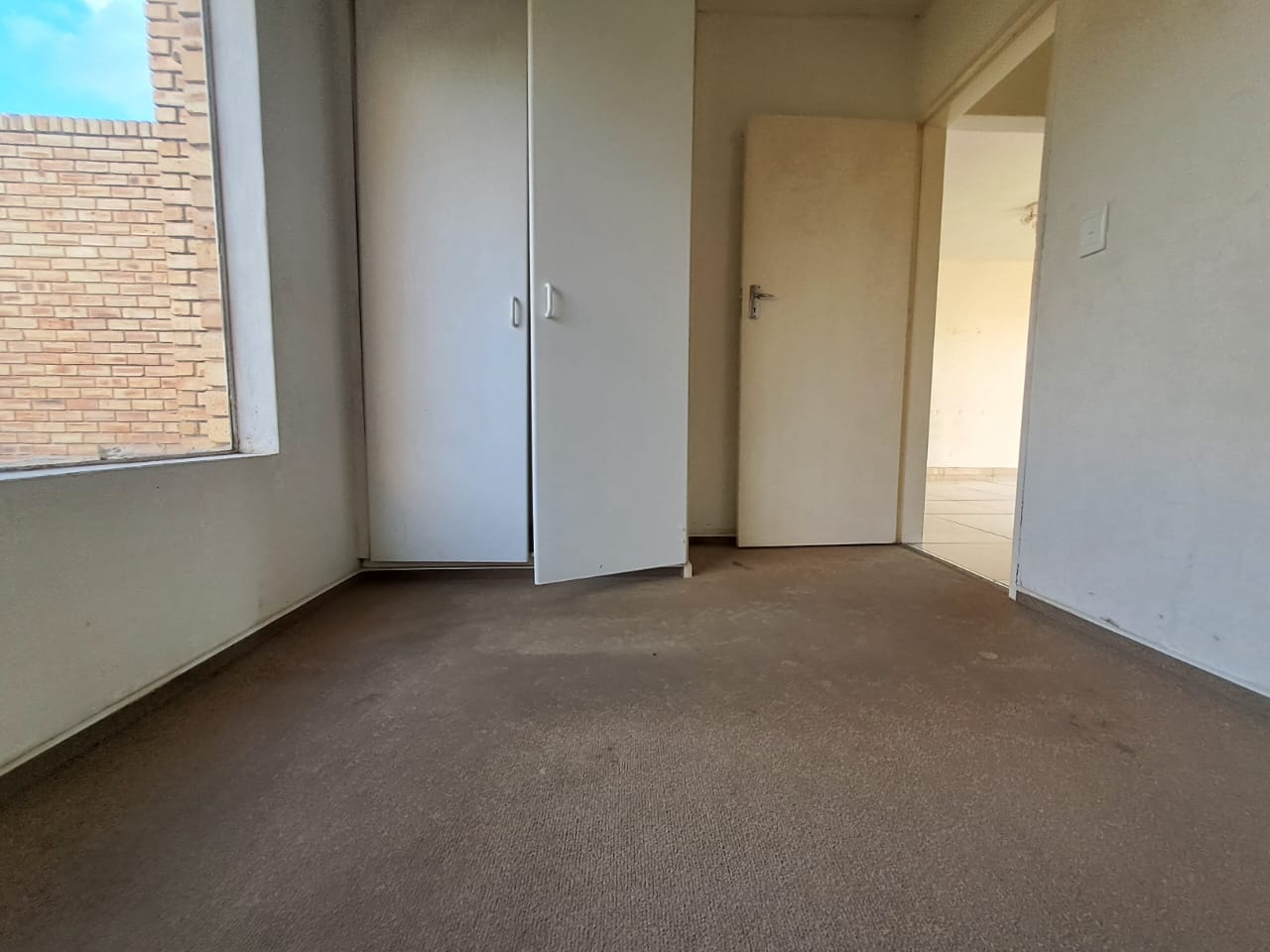 To Let 2 Bedroom Property for Rent in Heuwelsig Estate Gauteng