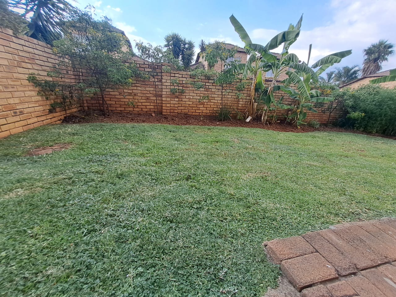 To Let 2 Bedroom Property for Rent in Heuwelsig Estate Gauteng