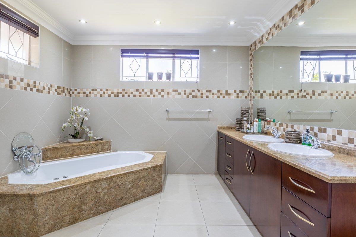 4 Bedroom Property for Sale in Bedfordview Gauteng