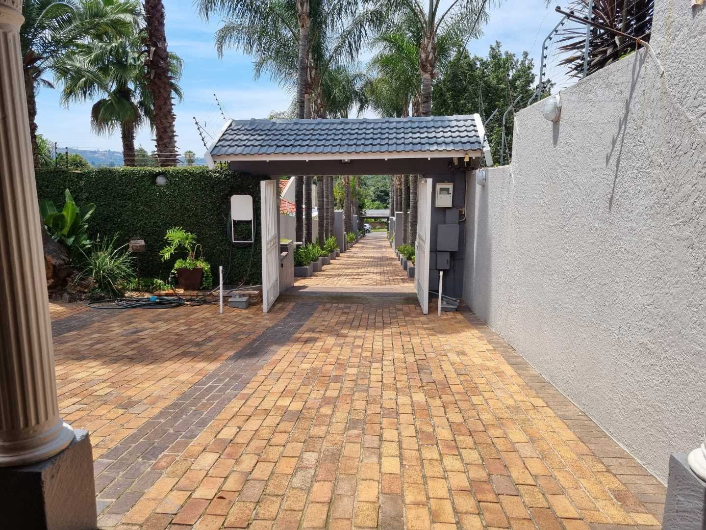 4 Bedroom Property for Sale in Bedfordview Gauteng