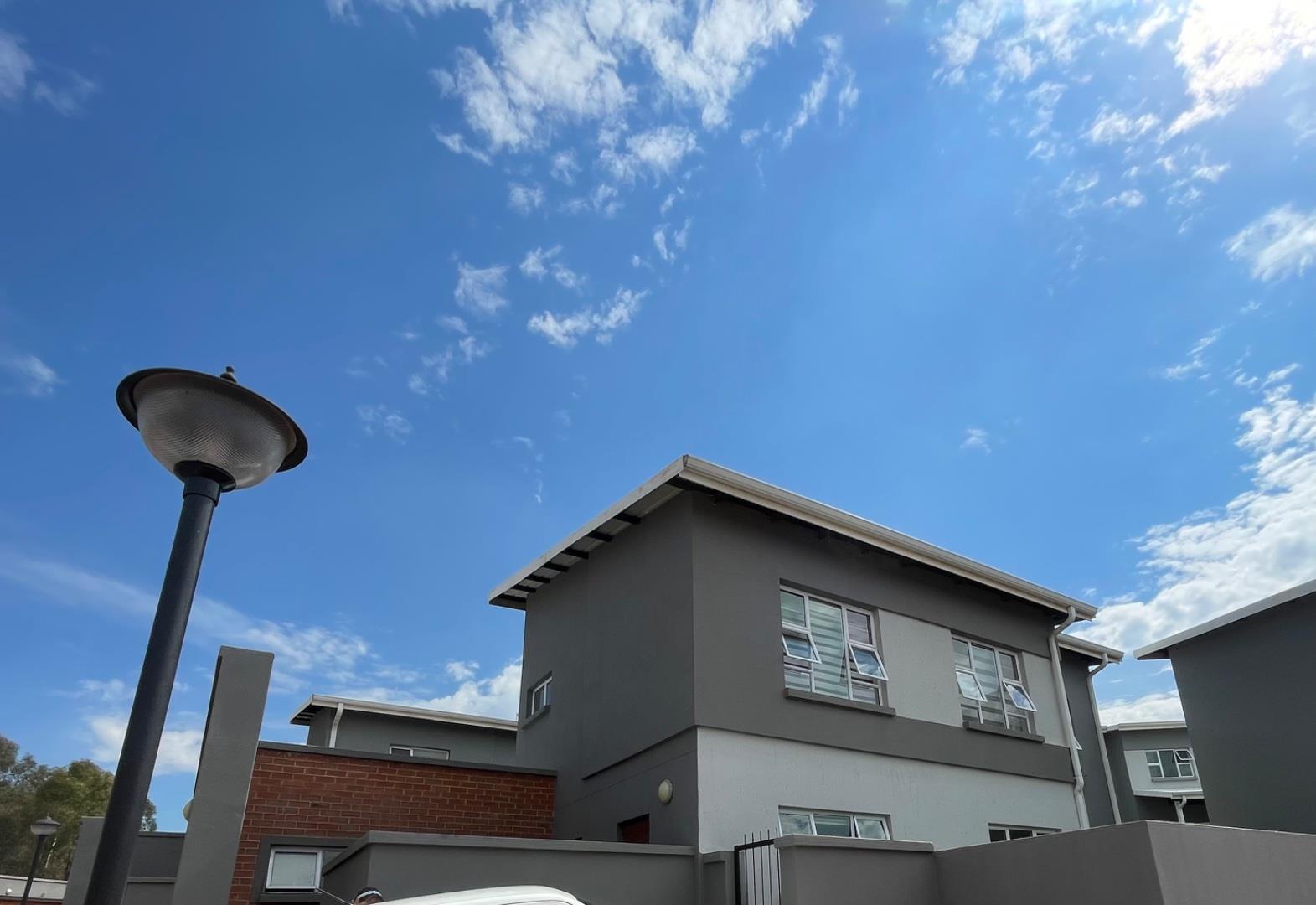 To Let 3 Bedroom Property for Rent in Eikenhof Gauteng