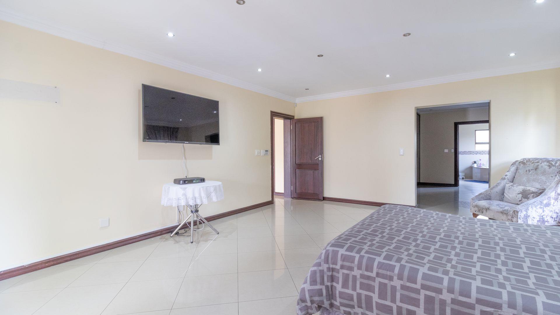 4 Bedroom Property for Sale in Aspen Hills Gauteng