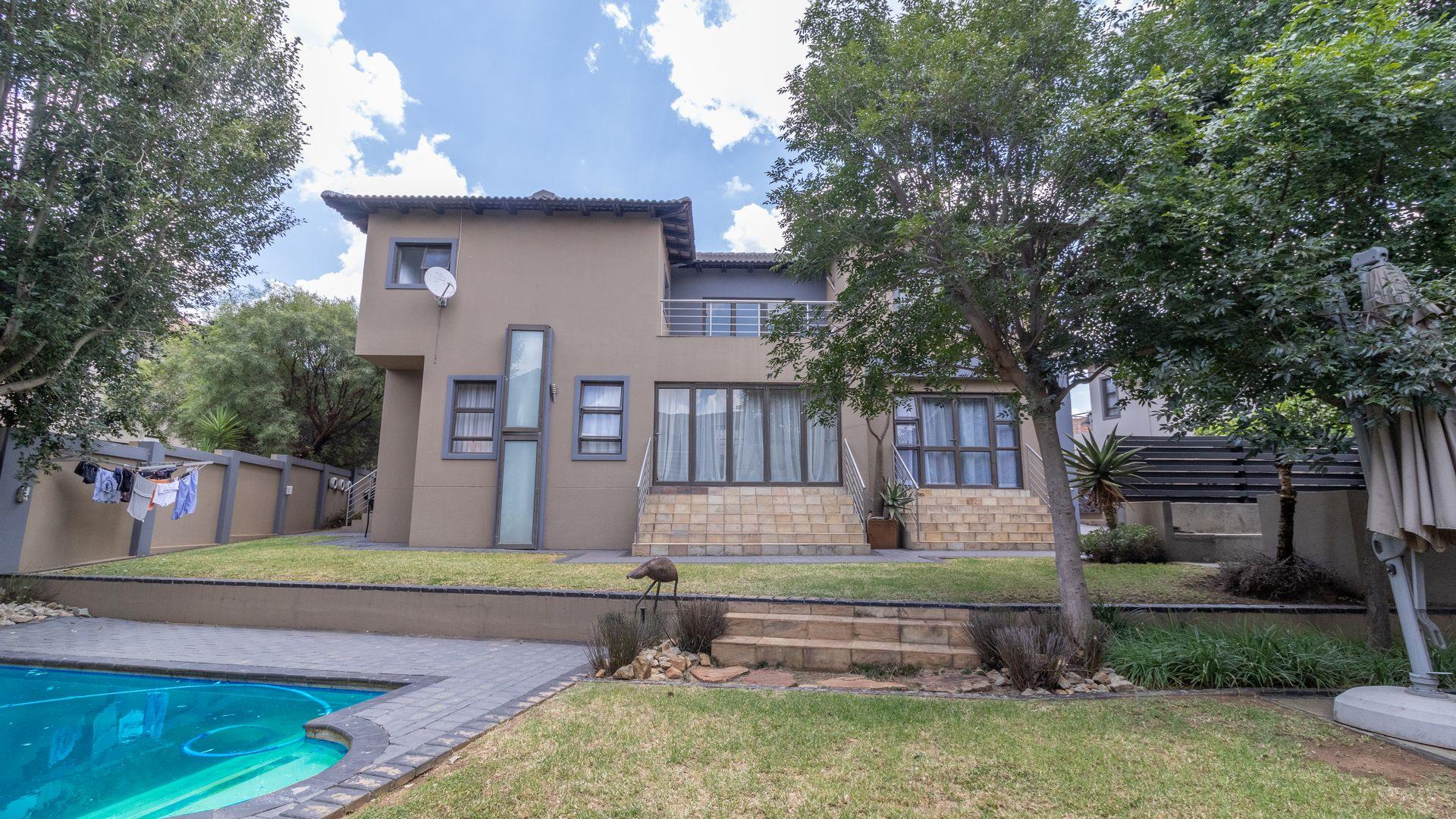 4 Bedroom Property for Sale in Aspen Hills Gauteng