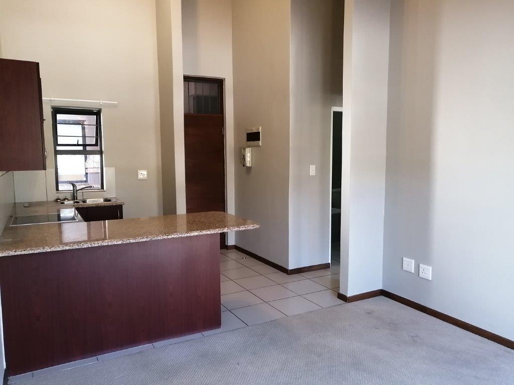 To Let 1 Bedroom Property for Rent in Jackal Creek Golf Estate Gauteng