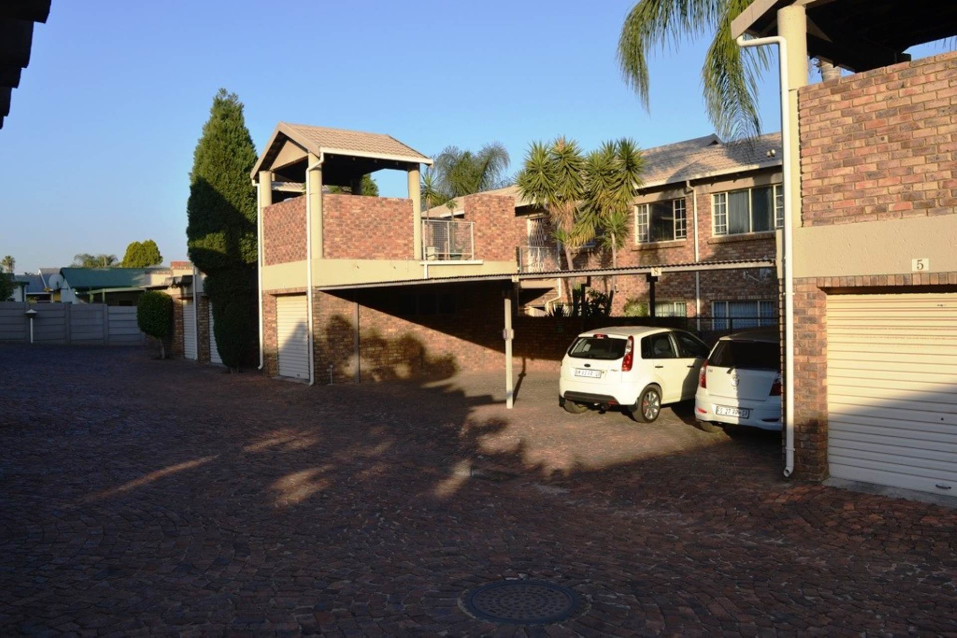 2 Bedroom Property for Sale in Rietfontein Gauteng