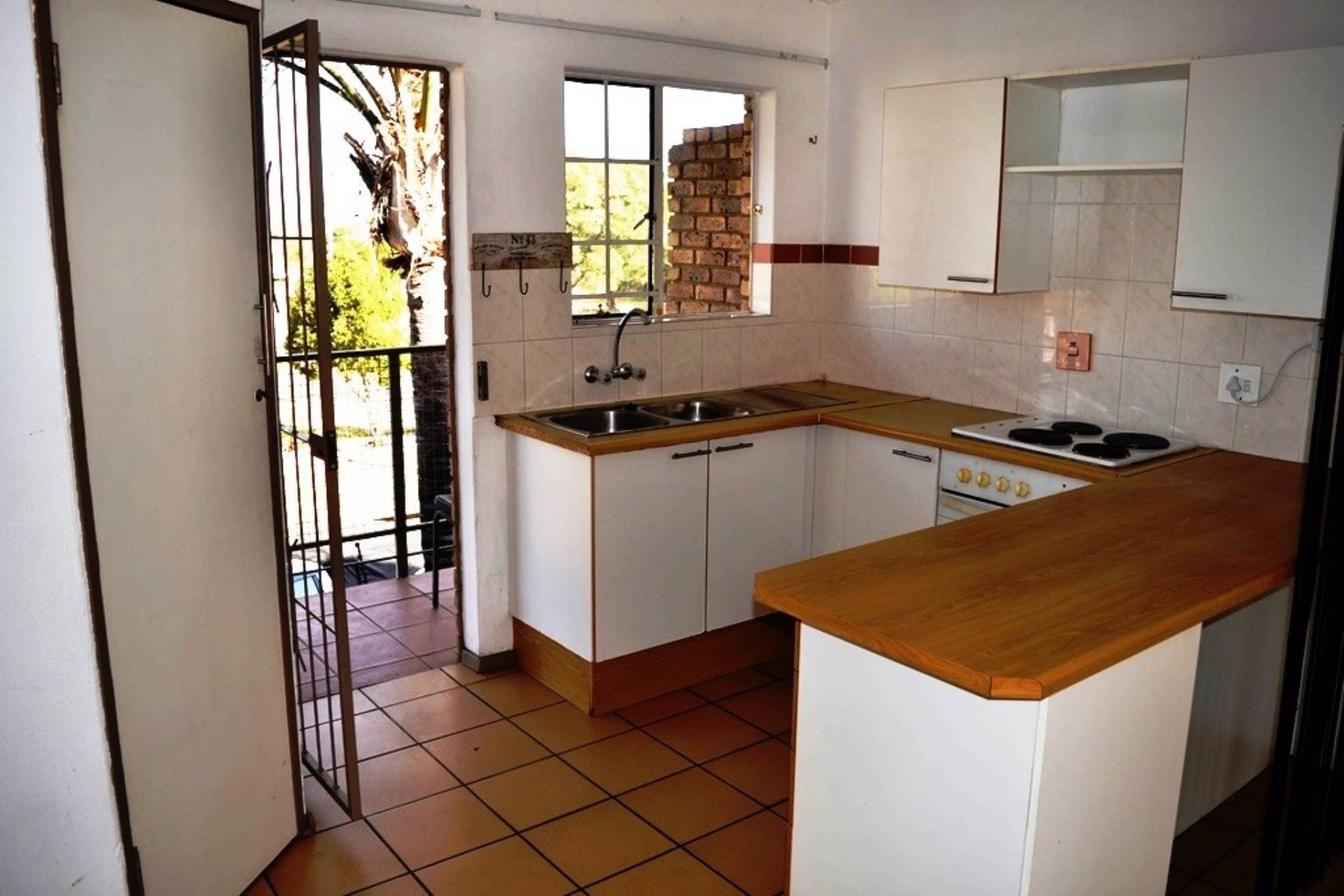 2 Bedroom Property for Sale in Rietfontein Gauteng