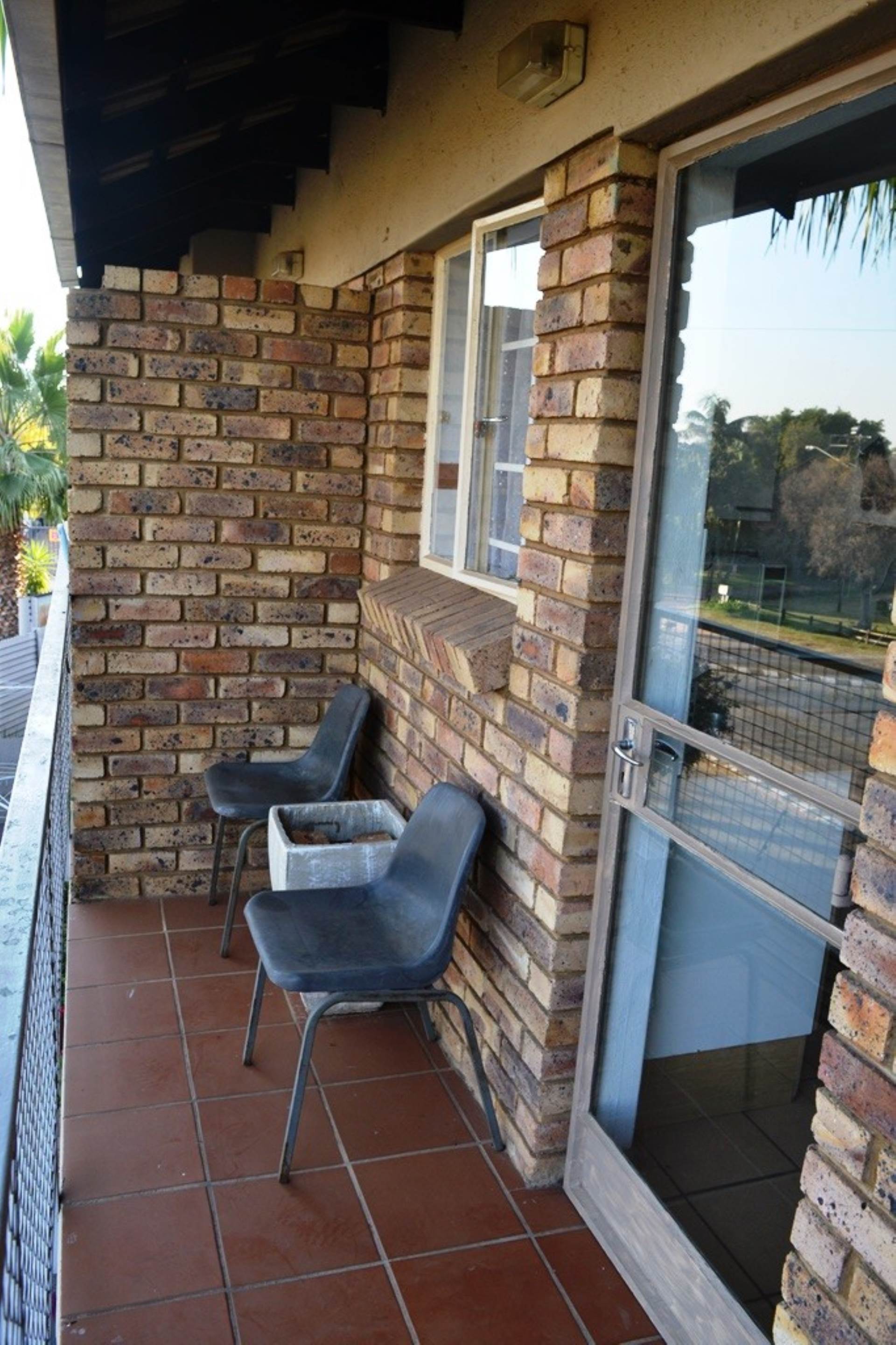 2 Bedroom Property for Sale in Rietfontein Gauteng