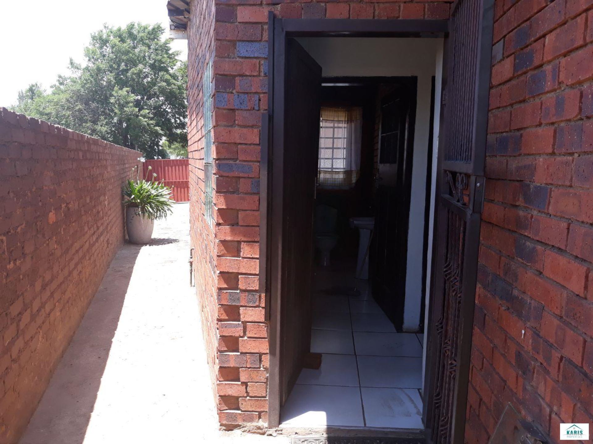 14 Bedroom Property for Sale in Jan Hofmeyer Gauteng