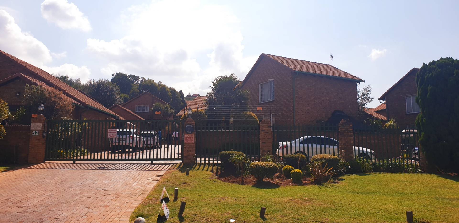 3 Bedroom Property for Sale in Bassonia Gauteng