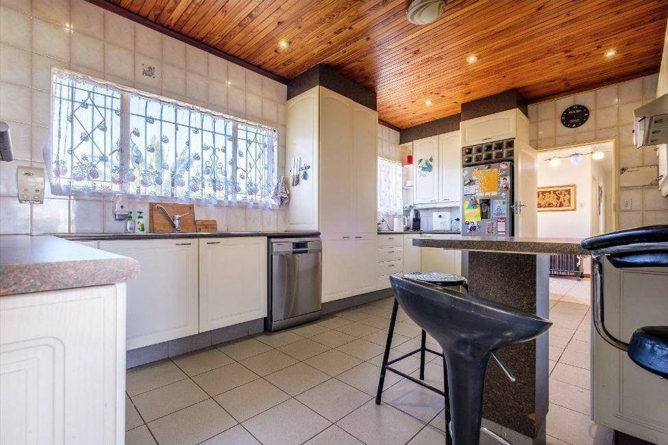 3 Bedroom Property for Sale in Brackenhurst Gauteng