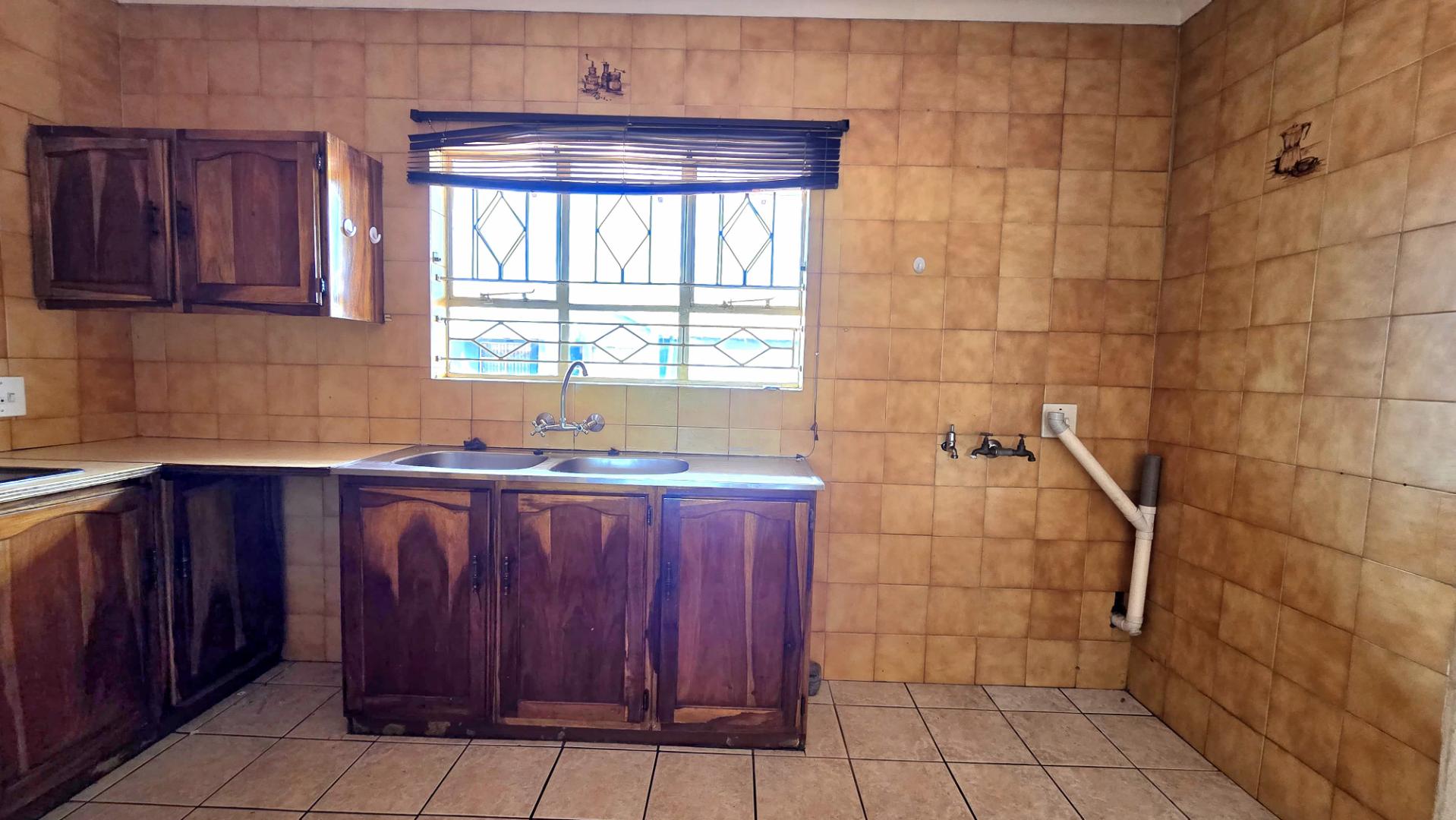 3 Bedroom Property for Sale in New Redruth Gauteng