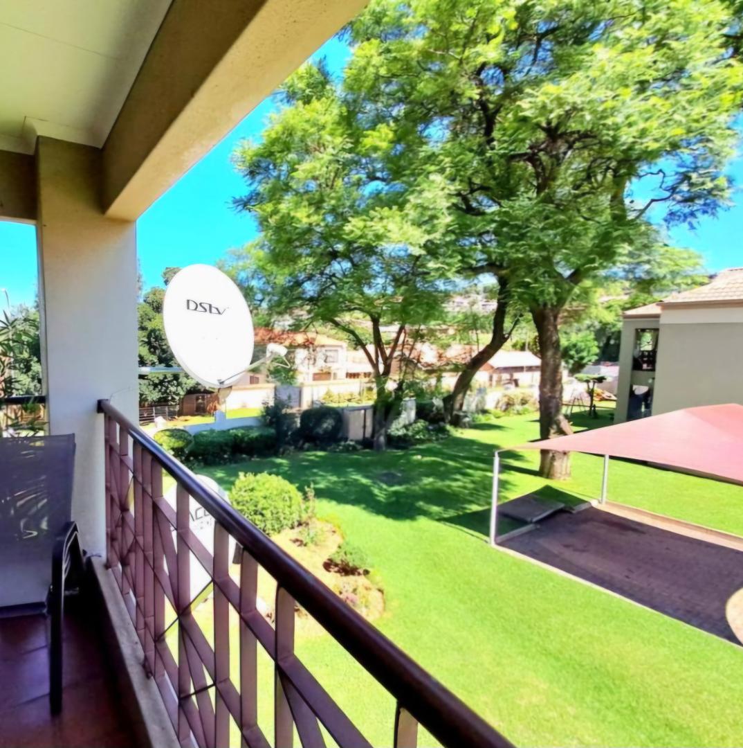 2 Bedroom Property for Sale in Oakdene Gauteng