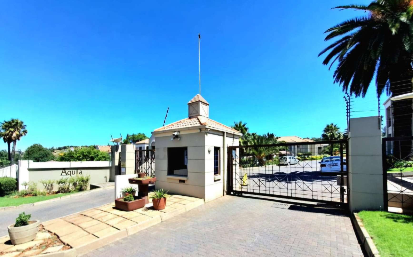 2 Bedroom Property for Sale in Oakdene Gauteng