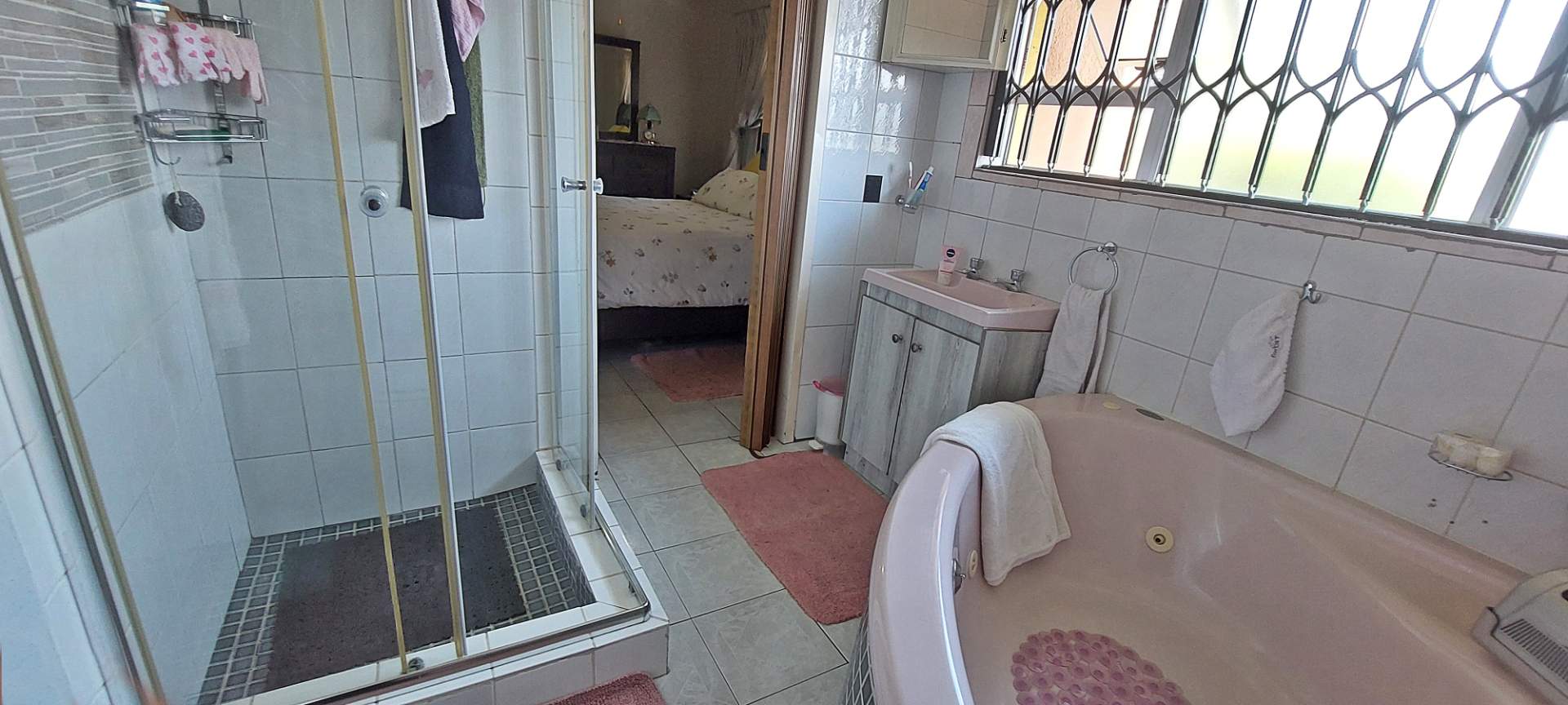 3 Bedroom Property for Sale in Brackendowns Gauteng