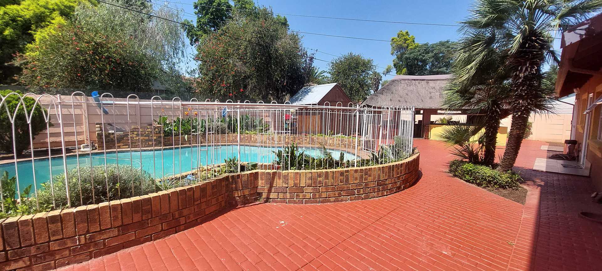 3 Bedroom Property for Sale in Brackendowns Gauteng