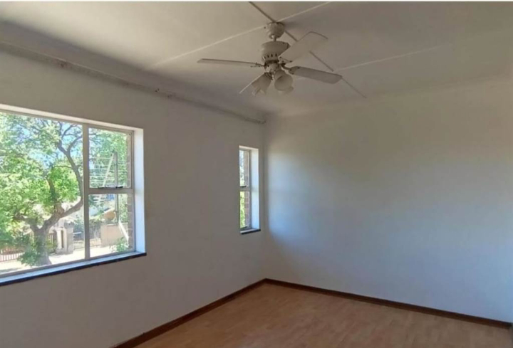 2 Bedroom Property for Sale in Forest Hill Gauteng