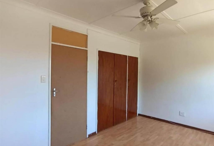 2 Bedroom Property for Sale in Forest Hill Gauteng