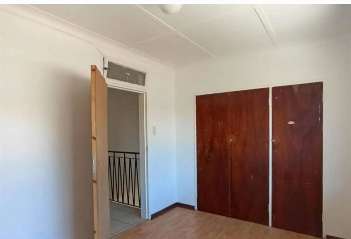 2 Bedroom Property for Sale in Forest Hill Gauteng