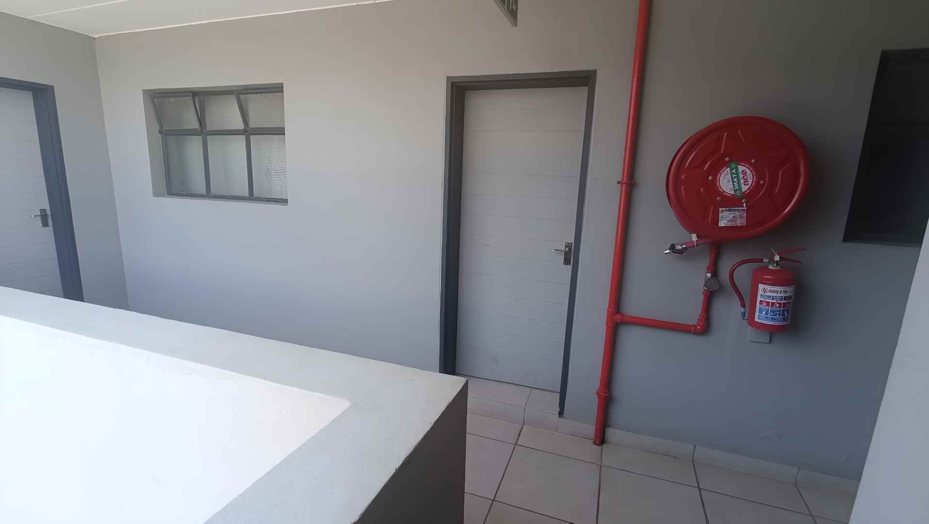 2 Bedroom Property for Sale in Glen Austin Gauteng