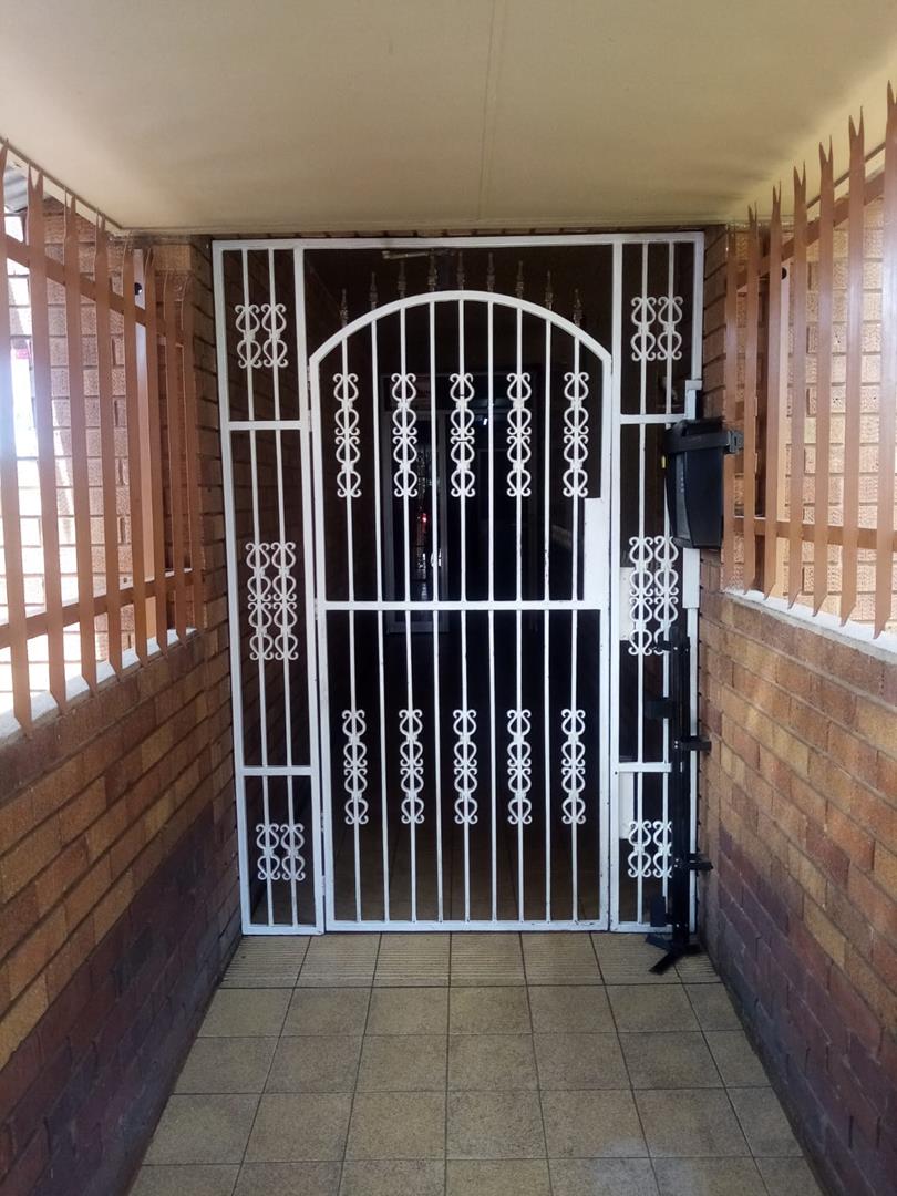 3 Bedroom Property for Sale in Sunnyside Gauteng