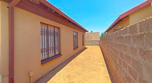 3 Bedroom Property for Sale in Soshanguve VV Gauteng