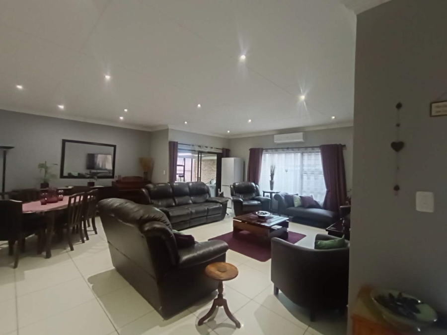 4 Bedroom Property for Sale in New Redruth Gauteng