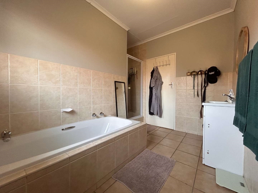 3 Bedroom Property for Sale in Meyerton South Gauteng