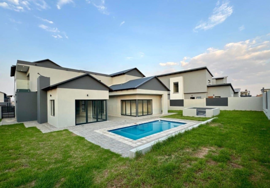 4 Bedroom Property for Sale in Six Fountains Residential Estate Gauteng