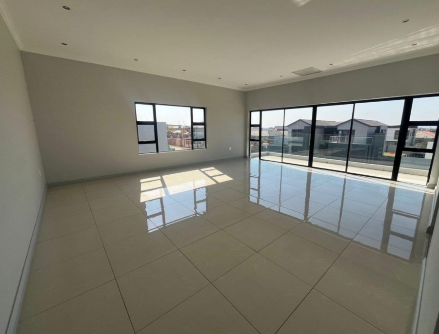 4 Bedroom Property for Sale in Six Fountains Residential Estate Gauteng