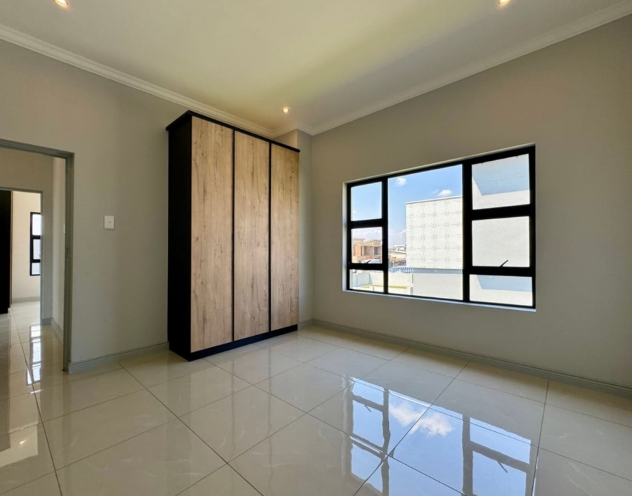 4 Bedroom Property for Sale in Six Fountains Residential Estate Gauteng