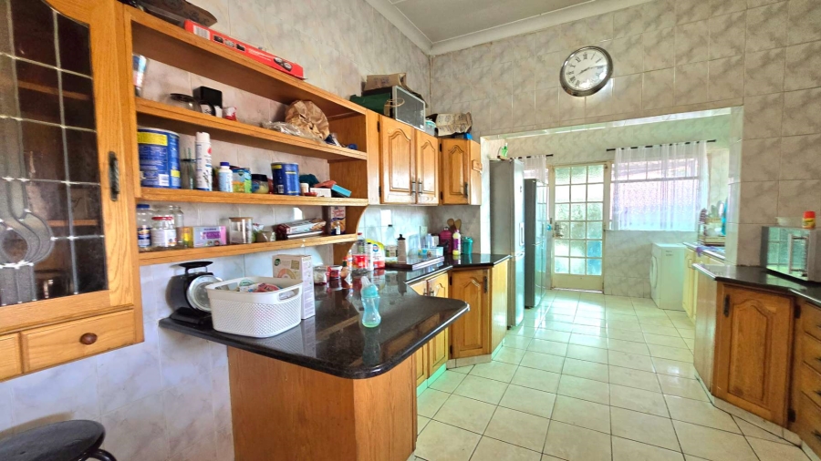 5 Bedroom Property for Sale in Menlo Park Gauteng