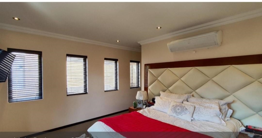 3 Bedroom Property for Sale in Greenstone Hill Gauteng