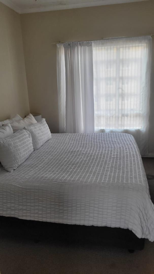 2 Bedroom Property for Sale in Die Wilgers Gauteng