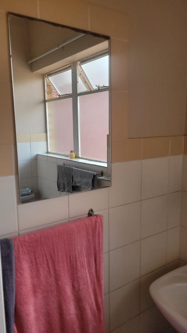 2 Bedroom Property for Sale in Die Wilgers Gauteng