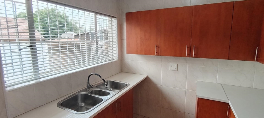 3 Bedroom Property for Sale in Randhart Gauteng