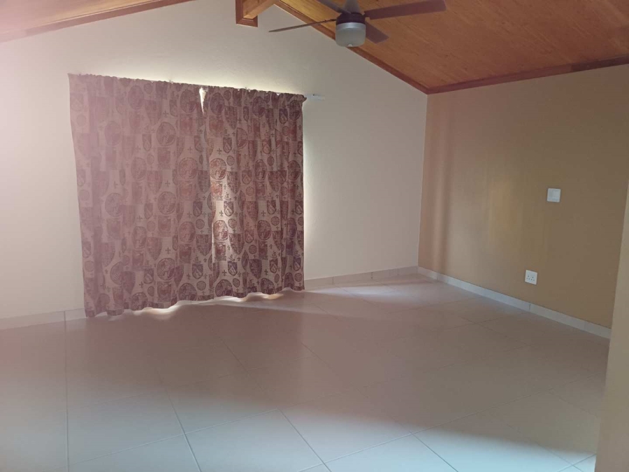 5 Bedroom Property for Sale in South Crest Gauteng