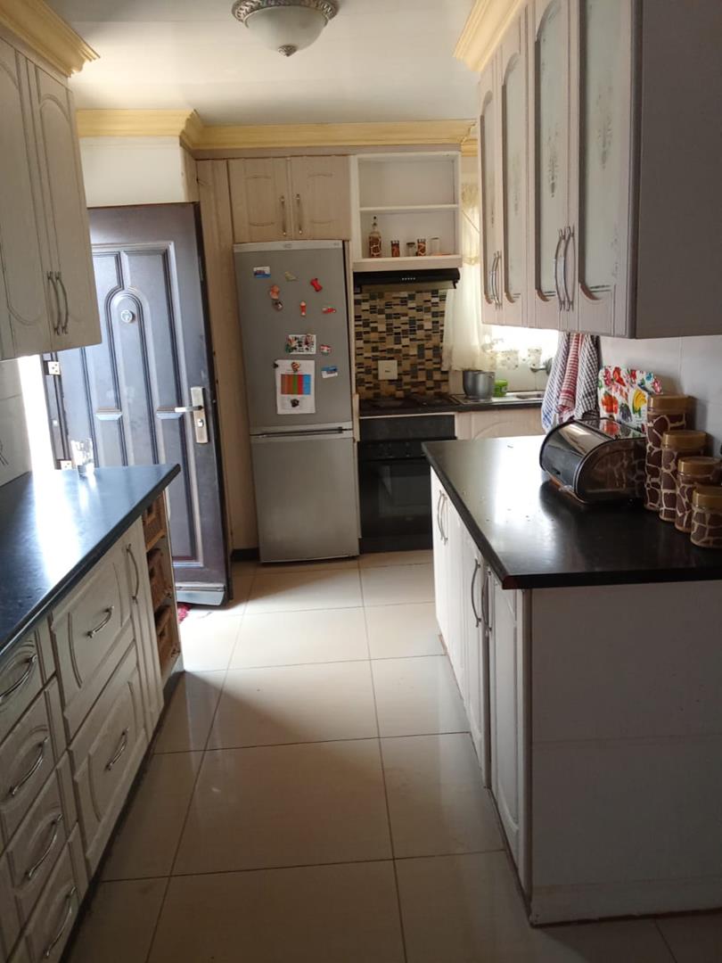 2 Bedroom Property for Sale in Bram Fischerville Gauteng