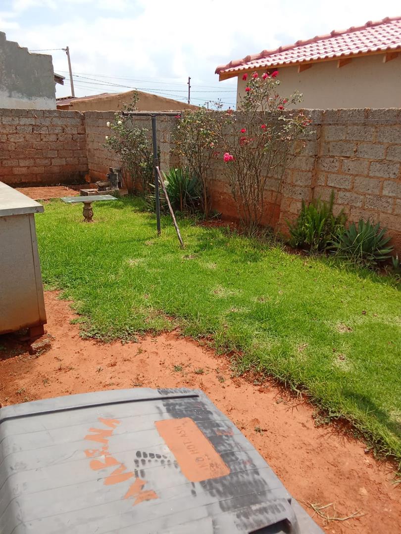 2 Bedroom Property for Sale in Bram Fischerville Gauteng