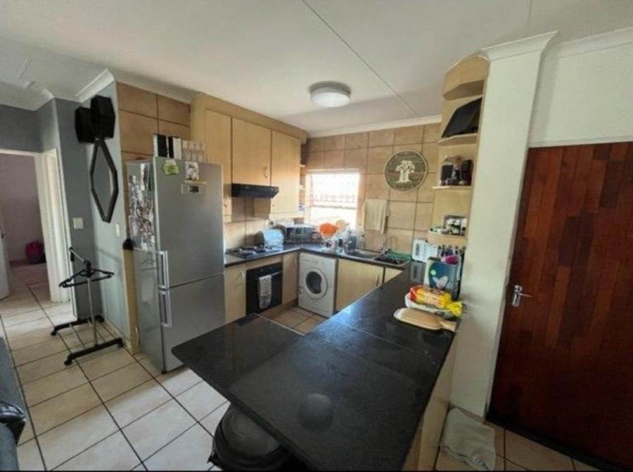 2 Bedroom Property for Sale in Florentia Gauteng