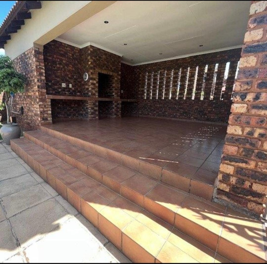 2 Bedroom Property for Sale in Florentia Gauteng