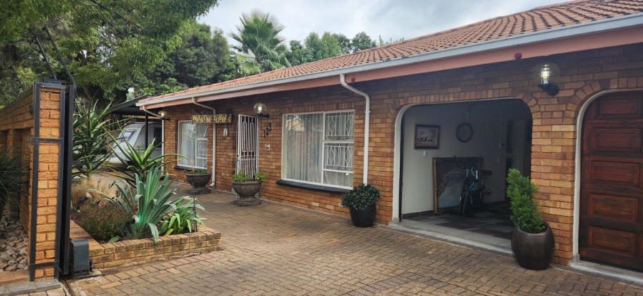 5 Bedroom Property for Sale in Randhart Gauteng