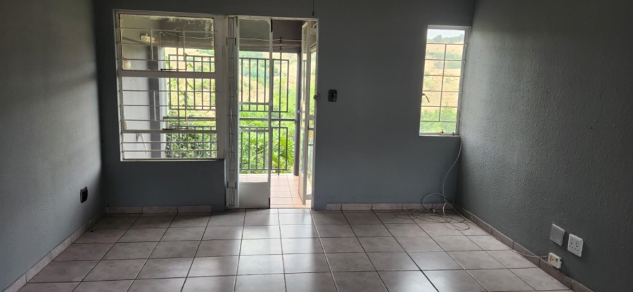 2 Bedroom Property for Sale in Linmeyer Gauteng