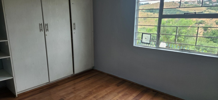 2 Bedroom Property for Sale in Linmeyer Gauteng