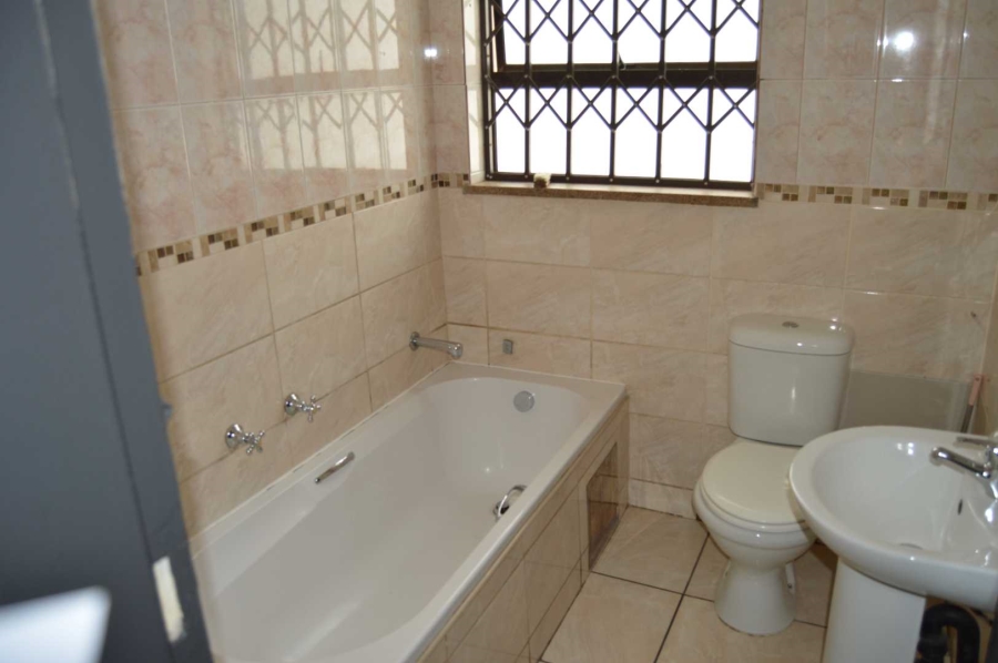 3 Bedroom Property for Sale in Florentia Gauteng