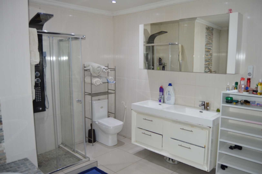 3 Bedroom Property for Sale in Florentia Gauteng