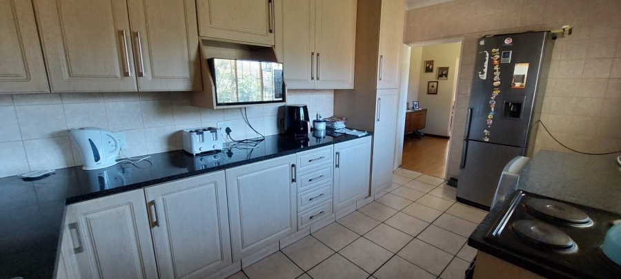 3 Bedroom Property for Sale in Albemarle Gauteng