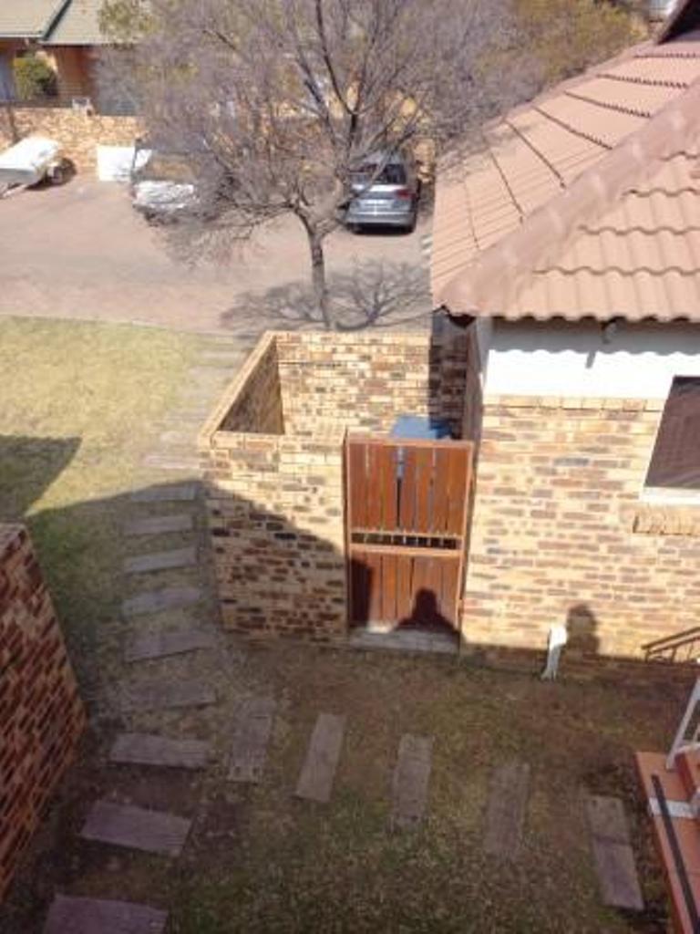 2 Bedroom Property for Sale in Moreleta Park Gauteng