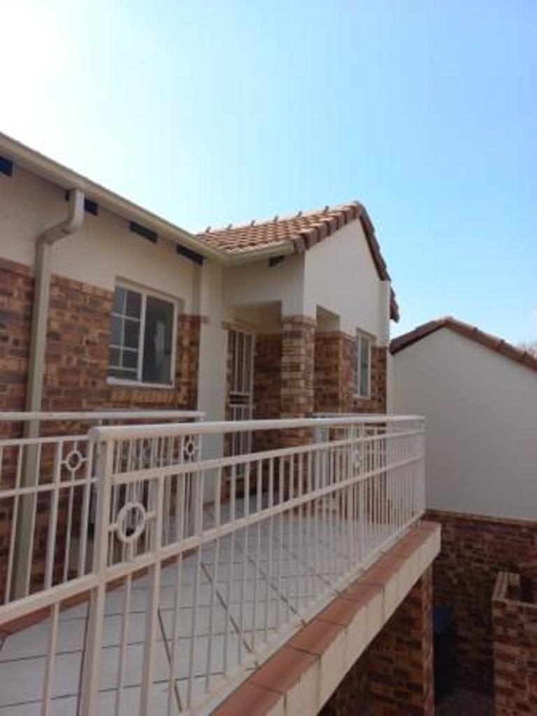 2 Bedroom Property for Sale in Moreleta Park Gauteng