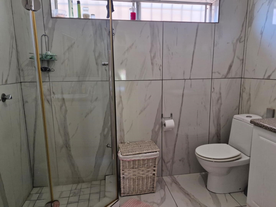 To Let 3 Bedroom Property for Rent in Edenburg Gauteng