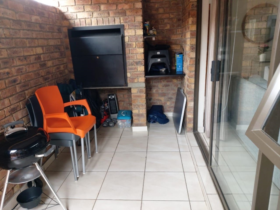 To Let 3 Bedroom Property for Rent in New Redruth Gauteng